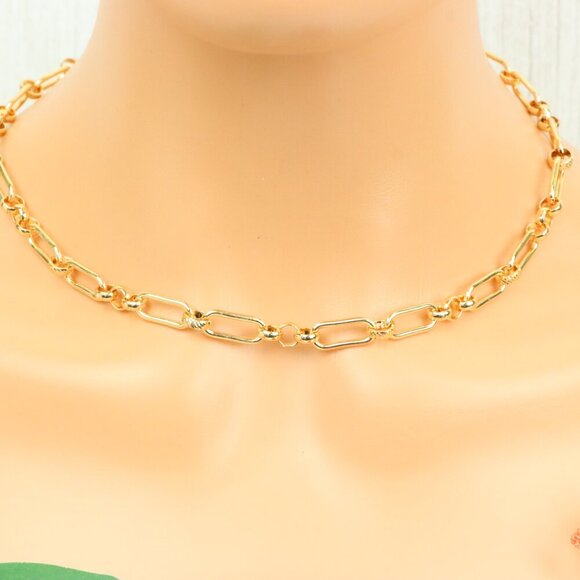 "Minimalist & Elegant Necklace Chain – Perfect for Women & Girls | UNVRC1564 - Picture 5 of 10